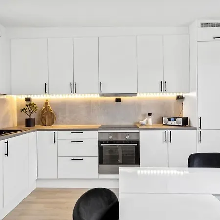 Apartmán Casa Aurora: 8 Beds, 2 Baths, Free Parking, Breathtaking Views. Tromsø